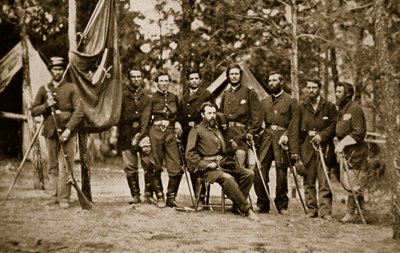 Generale Charles Devens e staff, 1861-65 da Mathew B. Brady